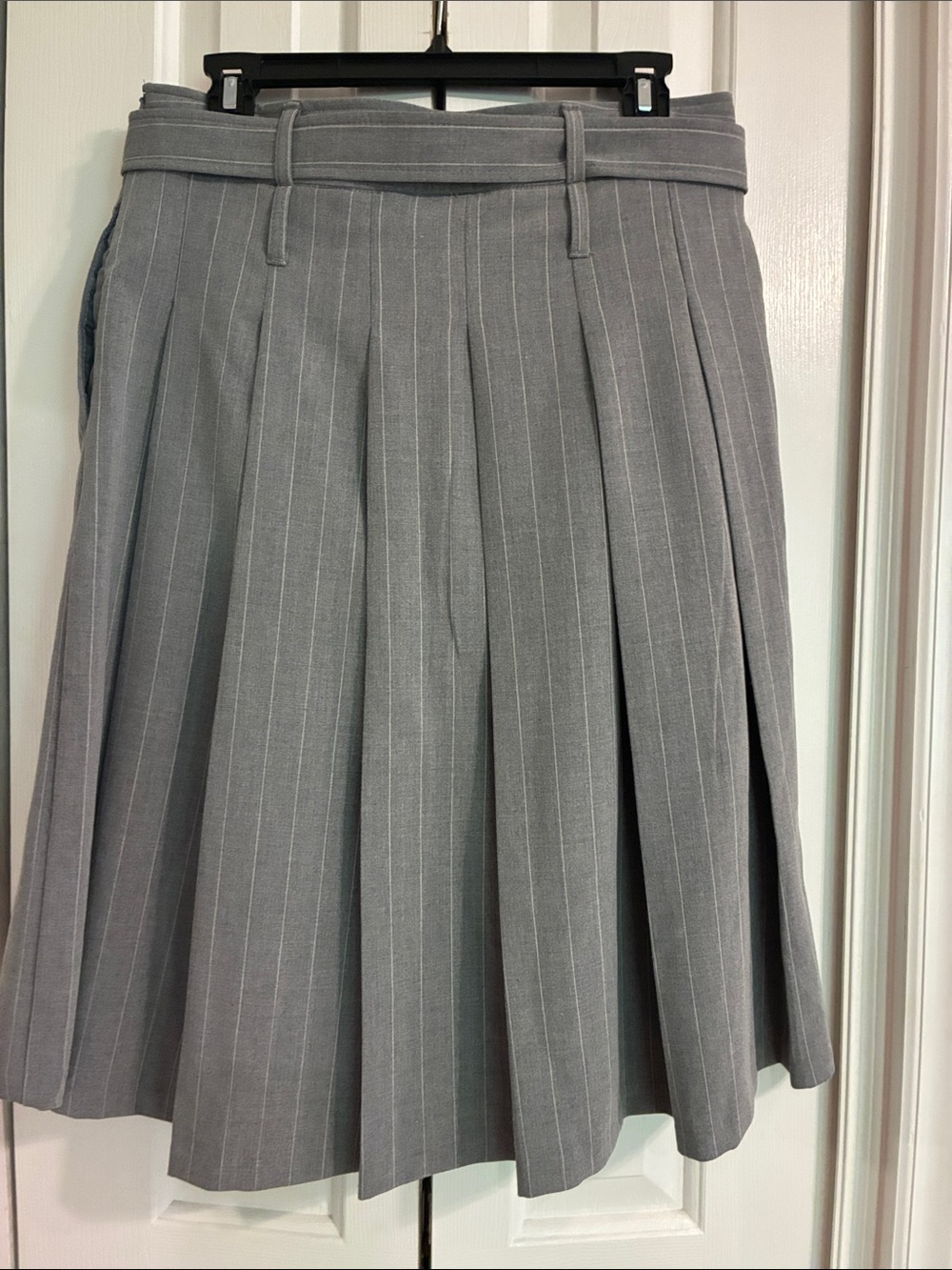 Scoop Women's Pleated Pinstripe Midi Skirt - Picture 6 of 7